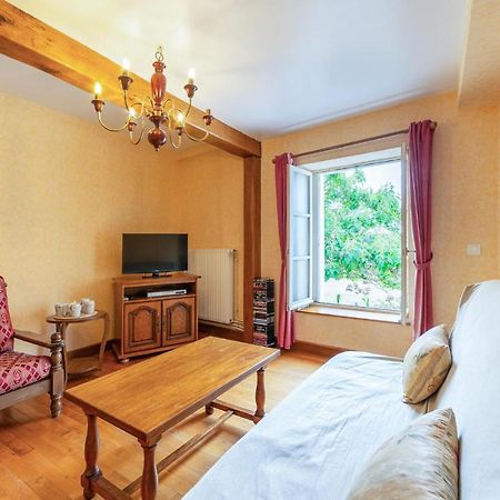 Holiday Home La Haie Les Montils Exterior foto